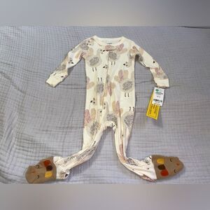 Nwt carters 18m thanksgiving footed pajamas